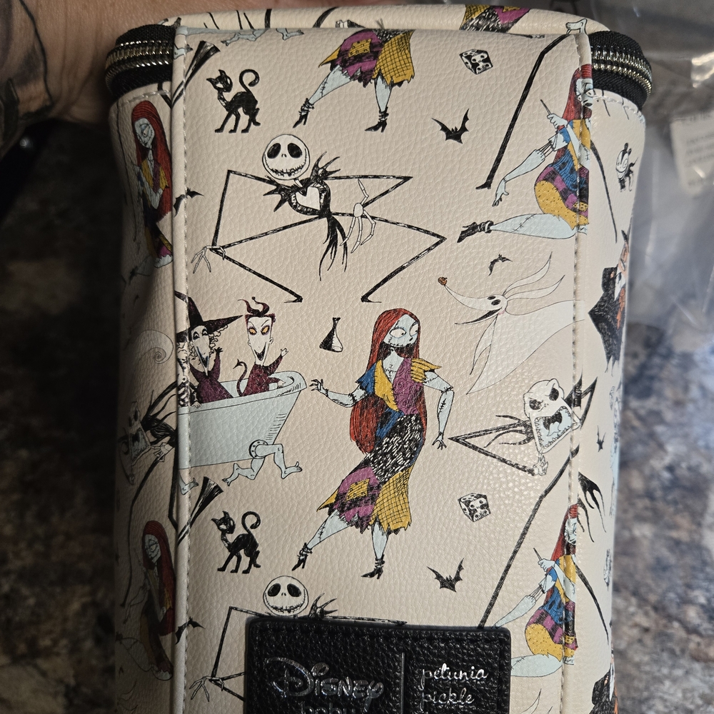 Petunia Picklebottom Cooler Bag - Picture 5 of 7